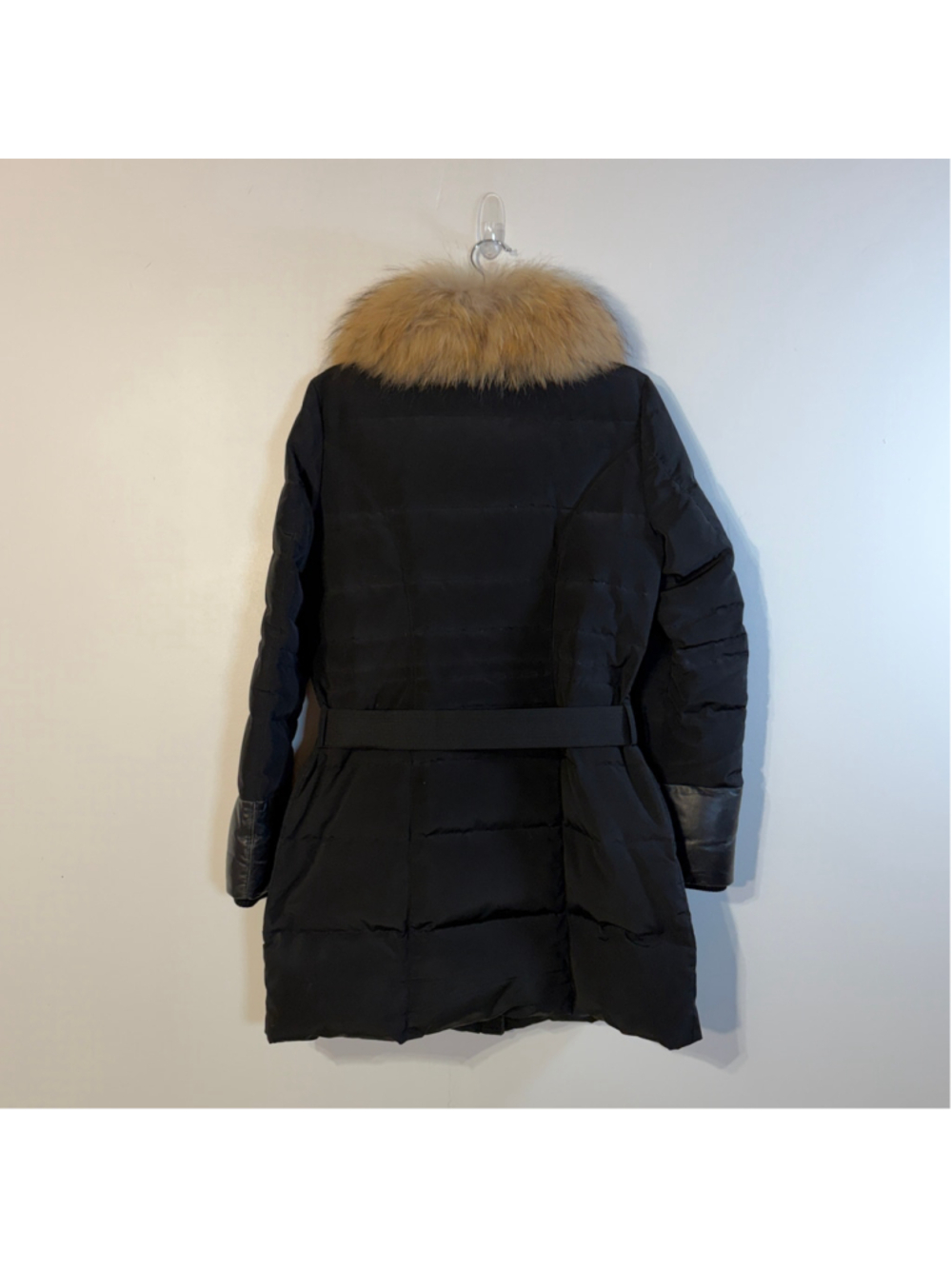 Danier Leather Puffer Coat Women’s Small Black Racoon Fur Collar Down Fill Belt - Picture 4 of 11